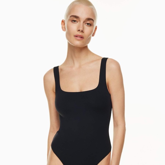BNWOT⎜Aritzia Babaton⎜CONTOUR SQUARENECK BODYSUIT⎜BLACK - Picture 1 of 15